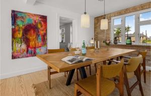 Fotografie z fotogalerie ubytování 4 Bedroom Amazing Home In Søby Ærø v destinaci Søby