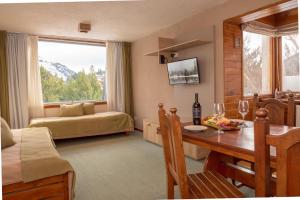 Μια τηλεόραση ή/και κέντρο ψυχαγωγίας στο Village Catedral Hotel & Spa