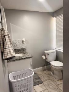 Fotografie z fotogalerie ubytování The Coleman King Room v destinaci Sanford + 35 fotografií