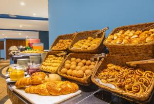 Comida no hotel ou em algum lugar perto