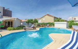 Bassein majutusasutuses Beautiful Home In Vir With Wifi või selle lähedal +57 fotot