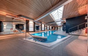 Bassein majutusasutuses Radisson Blu Hotel & Spa, Daugava Riga või selle lähedal