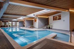 Bassein majutusasutuses Radisson Blu Hotel & Spa, Daugava Riga või selle lähedal