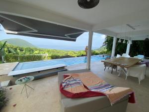 Bazén v ubytování REVE BLEU - Villa classée 4* vue mer - 6 pers nebo v jeho okolí