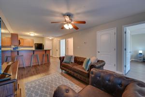 Setusvæði á 3 Mi to Dtwn Pet-Friendly Apt in Elizabethtown!