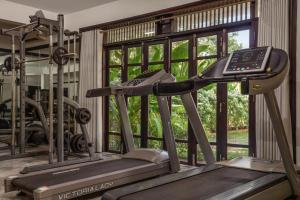 Spordikeskus ja/või sportimisvõimalused majutusasutuses Legacy Hoi An Resort