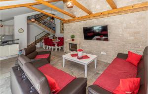 Istumisnurk majutusasutuses Awesome Home In Klek With Wifi