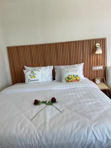 เตียงในห้องที่ sleep private khaoya unit03