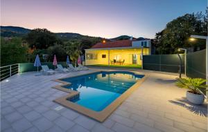 Bassein majutusasutuses Amazing Home In Ika With House Sea View või selle lähedal