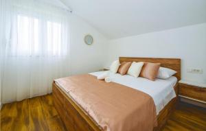 Postel nebo postele na pokoji v ubytování Awesome Home In Sutivan