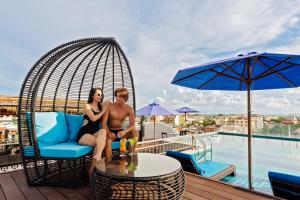Bassein majutusasutuses Qualia De Hôtel Hoi An - Rooftop Bar City View või selle lähedal