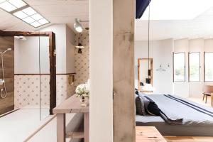Katil atau katil-katil dalam bilik di Villa Windingland +37 gambar