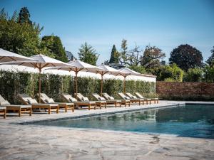 Bazén v ubytování 5 Terres Hotel & Spa - MGallery Collection nebo v jeho okolí