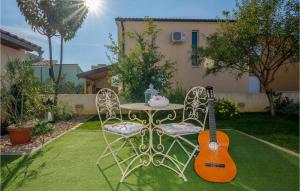 Vonkajšia záhrada v ubytovaní Apartment Vrsi-Mulo 02 + 13 fotografií