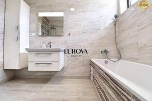 Kúpeľňa v ubytovaní Luxusný rodinný dom v Trenčíne
