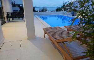 Πισίνα στο ή κοντά στο Beautiful Apartment With Pool