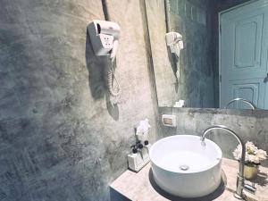 Koupelna v ubytování TATATA Koh Tao