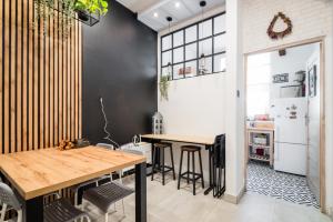 Kuchyňa alebo kuchynka v ubytovaní Master Corner Apartment