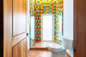 Ένα μπάνιο στο Beachfront Community - Villa 8 Guests +24 φωτογραφίες