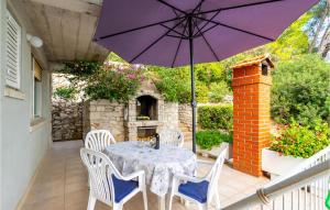 Vonkajšia záhrada v ubytovaní Apartment Prizba - 03