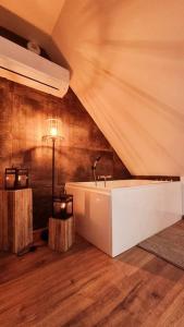 Φωτογραφία από το άλμπουμ του Loft de charme pour amoureux et hammam! σε Grendelbruch