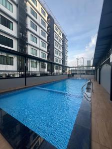 Swimmingpoolen hos eller tæt på Lub Sabai