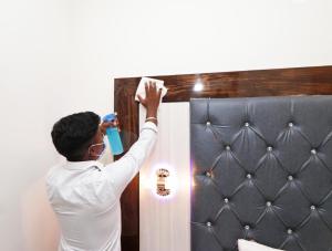 Gallery image of Hotel Shivaka Inn - Delhi Airport in New Delhi