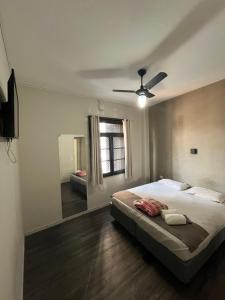 Postel nebo postele na pokoji v ubytování Hostel Carabelas - Proximo a 25 de Março e Brás