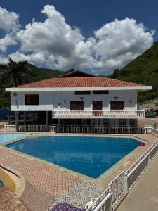 Πισίνα στο ή κοντά στο Montaña de Anapoima