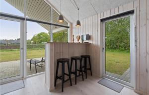 Fotografie z fotogalerie ubytování Awesome Home In Nørre Nebel With Sauna v destinaci Nørre Nebel