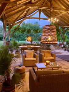 Khu vực ghế ngồi tại B&B La Paillole