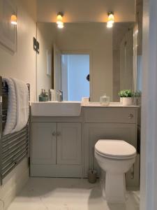 Ένα μπάνιο στο Market Place +22 φωτογραφίες