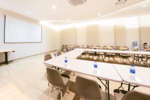 Botanico Hotel y Spa商务区和/或会议室