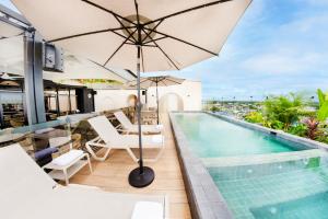 Botanico Hotel y Spa内部或周边的泳池