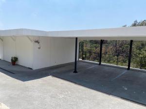 Casa dos Neves的阳台或露台