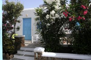 A garden outside Katerina View