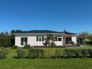 Сад в The PINK House