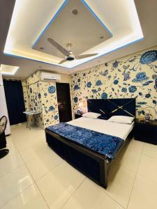 Gallery image of 1BR Indigo Haven Retreat with City Views in Rāmkot