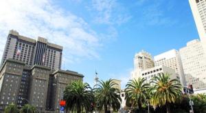 Nespecifikovaný výhled na destinaci San Francisco nebo výhled na město při pohledu z hotelu