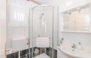 Galeriebild der Unterkunft Beautiful Apartment In Privlaka With Wifi in Privlaka + 20 Fotos