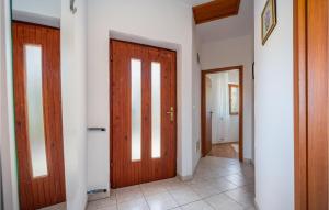 Fotografie z fotogalerie ubytování Cozy Apartment In Labin With Sauna v destinaci Labin