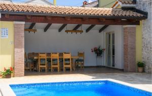 Πισίνα στο ή κοντά στο Gorgeous Home In Krnica