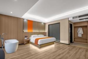 Postel nebo postele na pokoji v ubytování So Easy Hotel