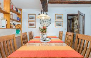 Fotografia z galérie ubytovania Beautiful Home In Bale With Kitchen v destinácii Bale