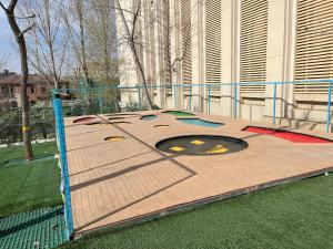 Herní místnost nebo prostor pro děti v ubytování HeBei Cuipingshan Guest House