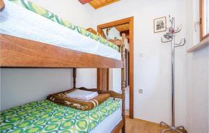 Posteľ alebo postele v izbe v ubytovaní 2 Bedroom Beautiful Apartment In Stolac
