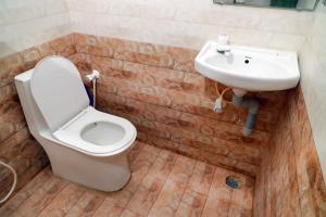 Koupelna v ubytování Lily Homestay