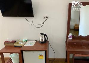 Televisyen dan/atau pusat hiburan di Phi Phi Ba Kao Bay Resort