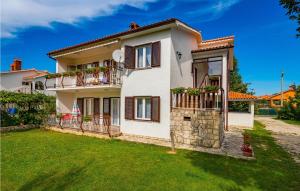 Το κτήριο όπου στεγάζεται  το διαμέρισμα