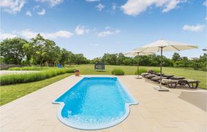 Bazén v ubytování Stunning Home In Brscici nebo v jeho okolí + 33 fotografií